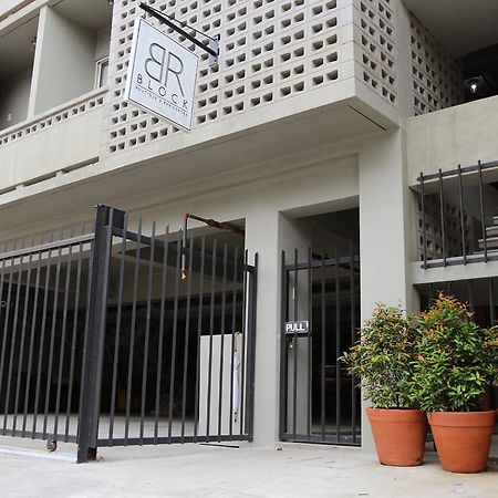Brblock Boutique And Residences Makati City Exterior photo